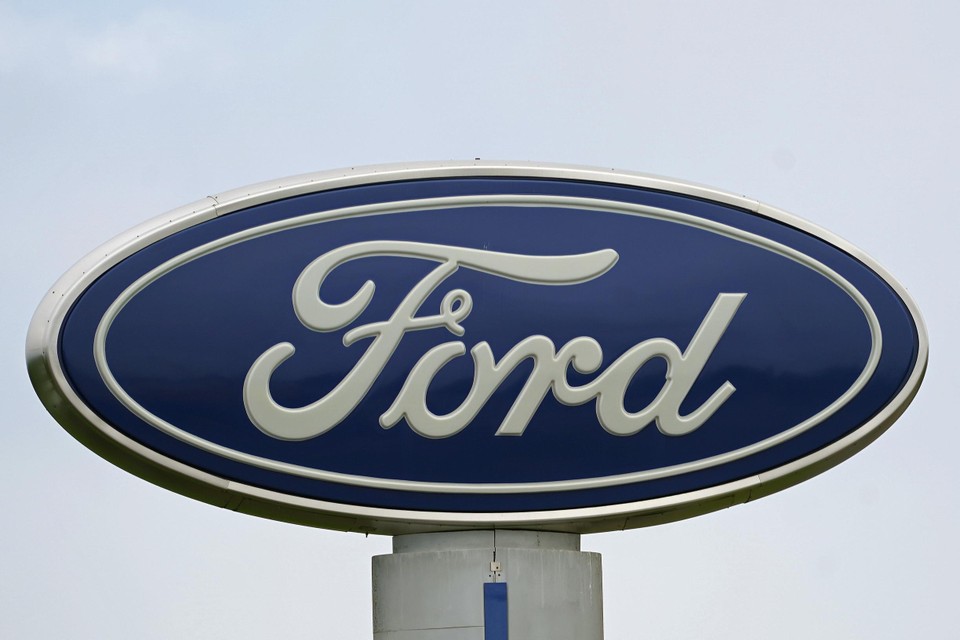 ford-shattering-sunroof-class-action-gets-dismissed-top-class-actions