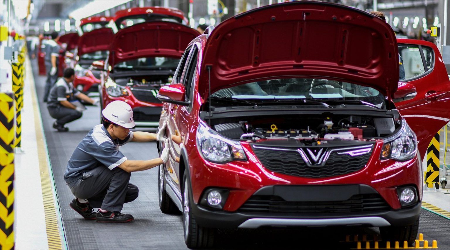 Vietnamese electric vehicle maker Winfast raises 4 billion